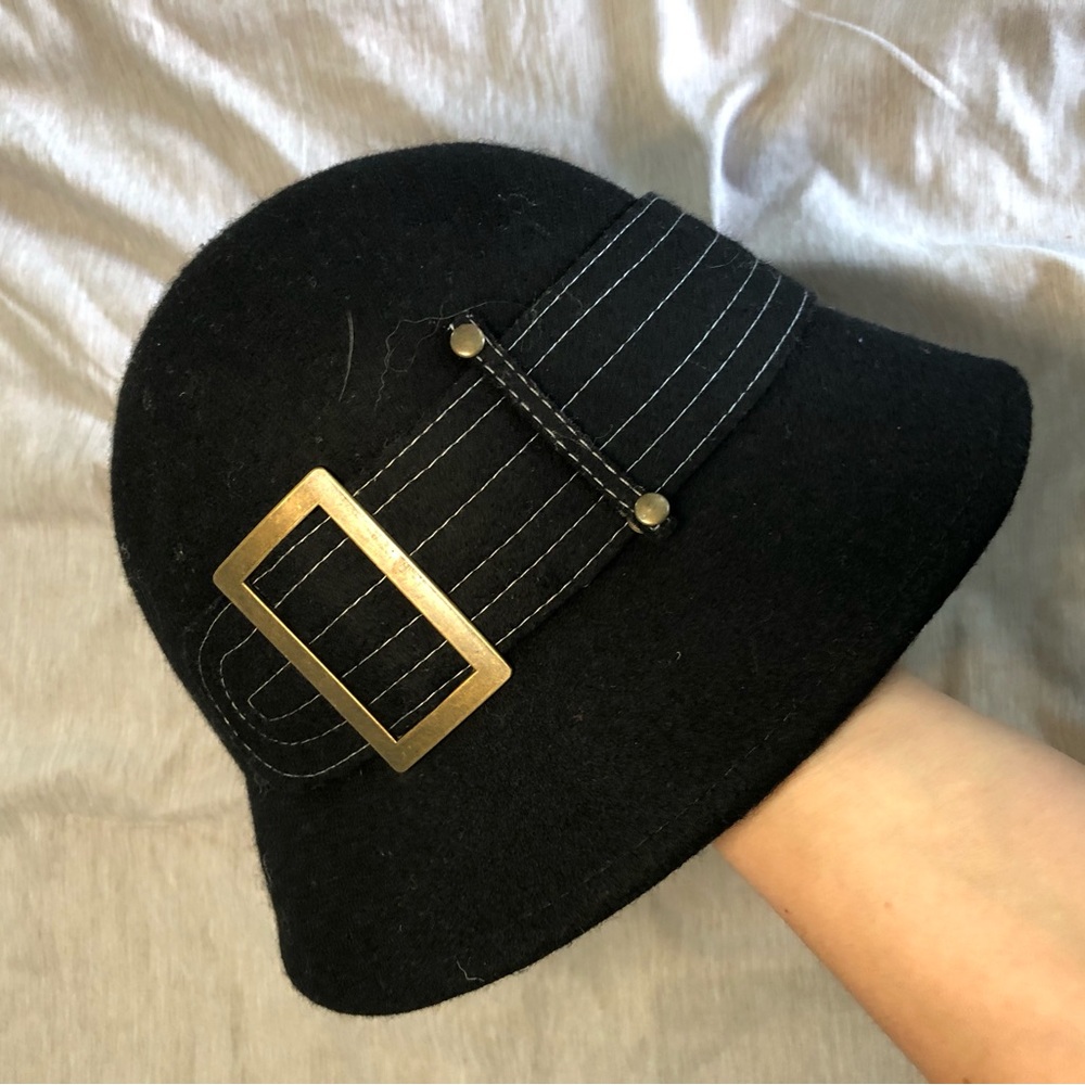 Scala wool hat black gold EUC